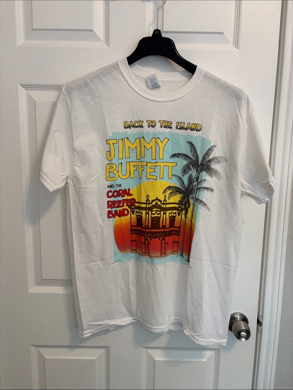 'Jimmy Buffett Back to the Island' Short Sleeve concert Tee -m40